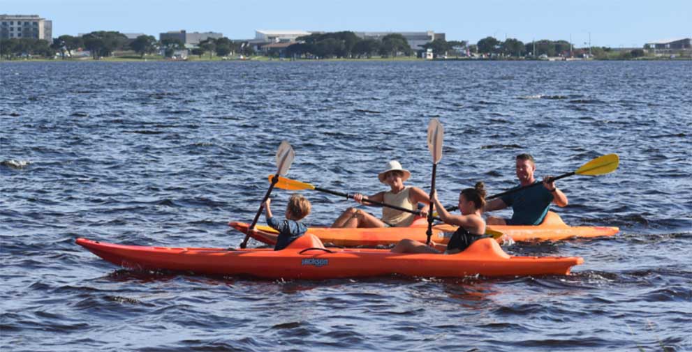 group of kayaking at Gulf State Park